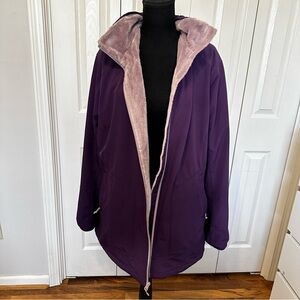 Duluth Trading Co Women's waterproof fur lined, mid-length, zip-up, hooded.